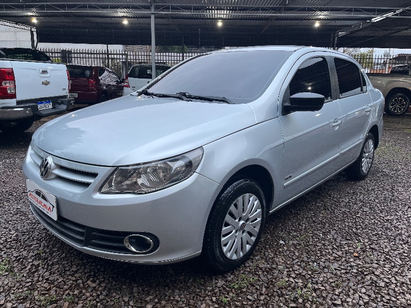 VW - VolksWagen VOYAGE TREND 1.6 Mi Total Flex 8V 4p